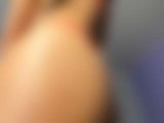 Spettacolo in cam dal vivo con luna-hawks - Ahegao su Camsoda