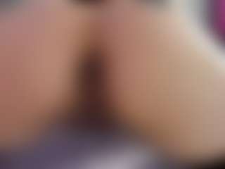 Live cam show with luna-hawks - Skinny on Camsoda