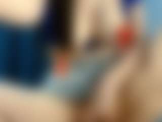 Live cam show with madisonmi - Striptease on SquirtSoMuch