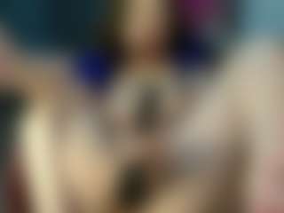 Live cam show with madisonmi - Petite on Milfs Live