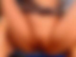 Live cam show with madisonmi - Petite on Camiplay Live