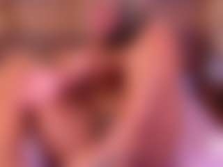 Live cam show with NORTHY SQUIRTY - Gorgeous on Milfs Live