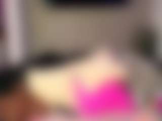 𝓝𝓸𝓻𝓽𝓱𝔂 𝓢𝓺𝓾𝓲𝓻𝓽𝔂's Live Sex Cam Show