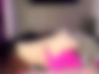 𝓝𝓸𝓻𝓽𝓱𝔂 𝓢𝓺𝓾𝓲𝓻𝓽𝔂's Live Sex Cam Show