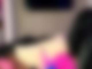 𝓝𝓸𝓻𝓽𝓱𝔂 𝓢𝓺𝓾𝓲𝓻𝓽𝔂's Live Sex Cam Show