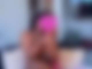 Live cam show with 𝓝𝓸𝓻𝓽𝓱𝔂 𝓢𝓺𝓾𝓲𝓻𝓽𝔂 - Fingering on AdultVida.com