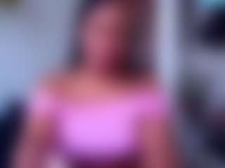 Live cam show with 𝓝𝓸𝓻𝓽𝓱𝔂 𝓢𝓺𝓾𝓲𝓻𝓽𝔂 - Brown Eyes Ebony on Chatstar