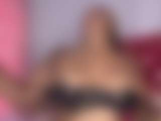 𝓝𝓸𝓻𝓽𝓱𝔂 𝓢𝓺𝓾𝓲𝓻𝓽𝔂's Live Sex Cam Show