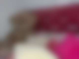 Live cam show with 𝓝𝓸𝓻𝓽𝓱𝔂 𝓢𝓺𝓾𝓲𝓻𝓽𝔂 - Tease Ebony on CSO-WL | colombia