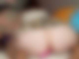 Rabbits-hole's Live Sex Cam Show
