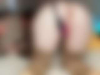 Rabbits-hole's Live Sex Cam Show
