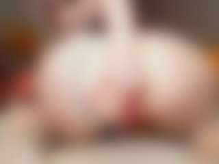 Rabbits-hole's Live Sex Cam Show