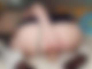 Rabbits-hole's Live Sex Cam Show