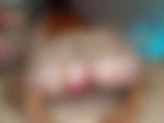 Rabbits-hole's Live Sex Cam Show