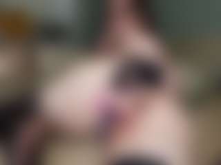 Rabbits-hole's Live Sex Cam Show