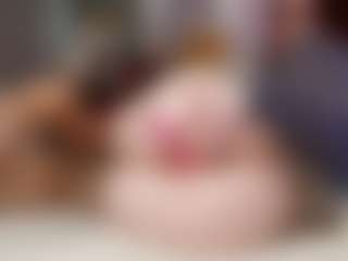 Live cam show with Rabbits-hole - Foot Fetish Curvy on Cam Slut
