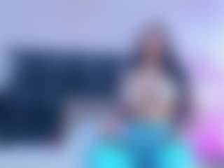 SeleneLujan MILF webcam performer live streaming