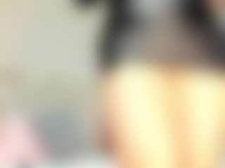 Live cam show with SeleneLujan - Shaved Pussy on Streamer API