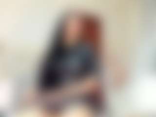 SeleneLujan MILF webcam performer live streaming
