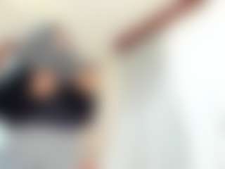 SeleneLujan MILF webcam performer live streaming