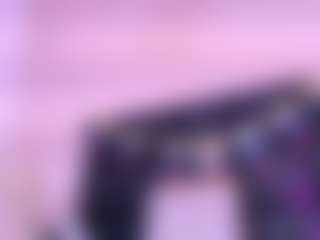 SeleneLujan MILF webcam performer live streaming