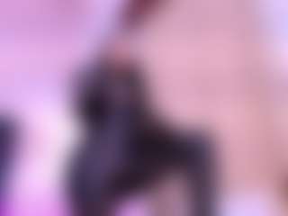 Live cam show with SeleneLujan - MILF on crypto-cams