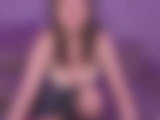Live cam show with xnaughtyfox - Blue Eyes on Soda Cam