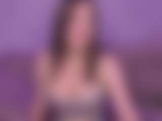 Live cam show with xnaughtyfox - Brown Hair on Cam Slut