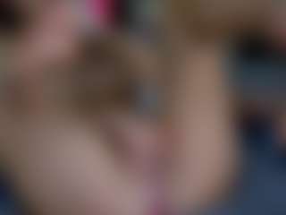 Live cam show with GwenAir - Domination on Soda Cam
