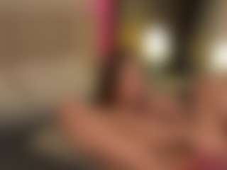 Live cam show with GwenAir - Deepthroat on Uber Horny