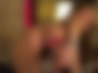 Live cam show with GwenAir - Green Eyes on Free Soda