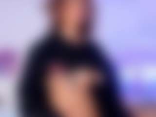 Live cam show with LioraVelvetC - Oil on camwithhim.com