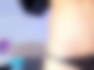 Live cam show with LioraVelvetC - Submissive on Milfs Live