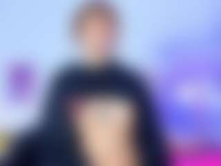 Live cam show with LioraVelvetC - Brown Hair on Mixed Magazine Live