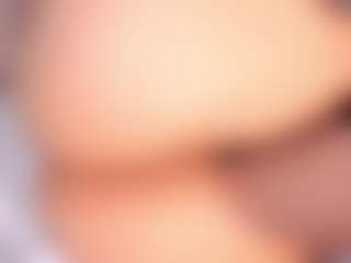 Live cam show with LunaAspenn - Athletic on hrnylive.com