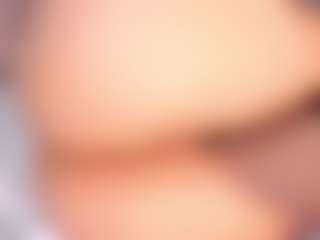 Live cam show with LunaAspenn - Striptease on Camiplay Live