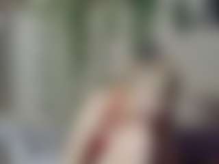 Live cam show with MeganLora9 - Interactivetoy on 1on1-livenow