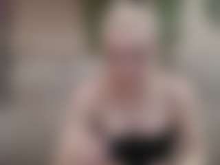 Live cam show with MeganLora9 - Teen (18+) on Camsoda Late Night