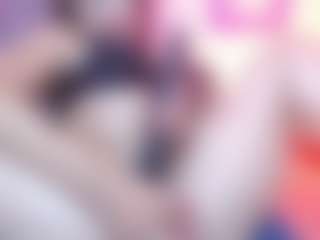 naya-10 MILF webcam performer live streaming