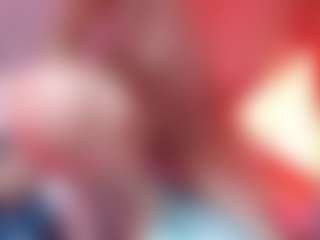naya-10 MILF webcam performer live streaming