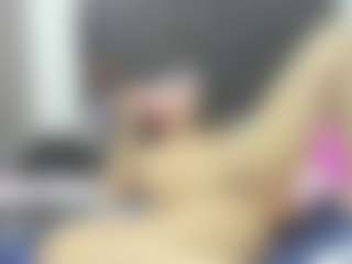 naya-10's Live Sex Cam Show