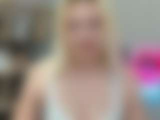SweetLilyxo's Live Sex Cam Show