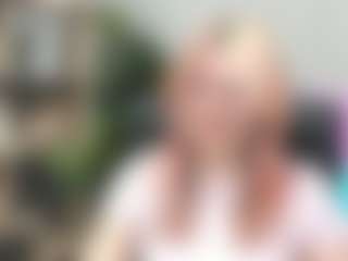 SweetLilyxo's Live Sex Cam Show