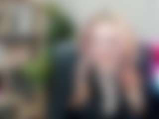 Live cam show with SweetLilyxo - Girlnextdoor on Fling VIP Chat