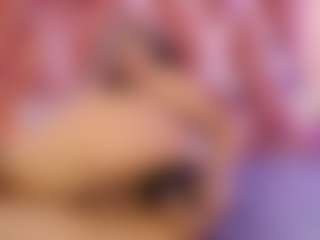 Live cam show with Taylor-Sccott - Skinny on Dolls Live