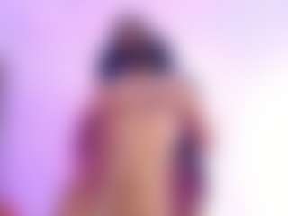 Live cam show with Taylor-Sccott - Ebony Teen (18+) on LiveSexCams6