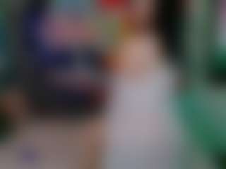 Live cam show with KatieAu - Mature on CamwithHer
