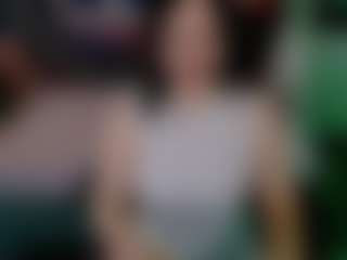 Live cam show with KatieAu - Mature on CamwithHer
