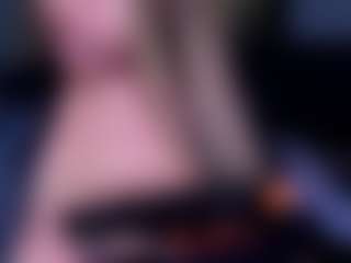 KinkeeKaee's Live Sex Cam Show