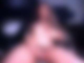 KinkeeKaee's Live Sex Cam Show